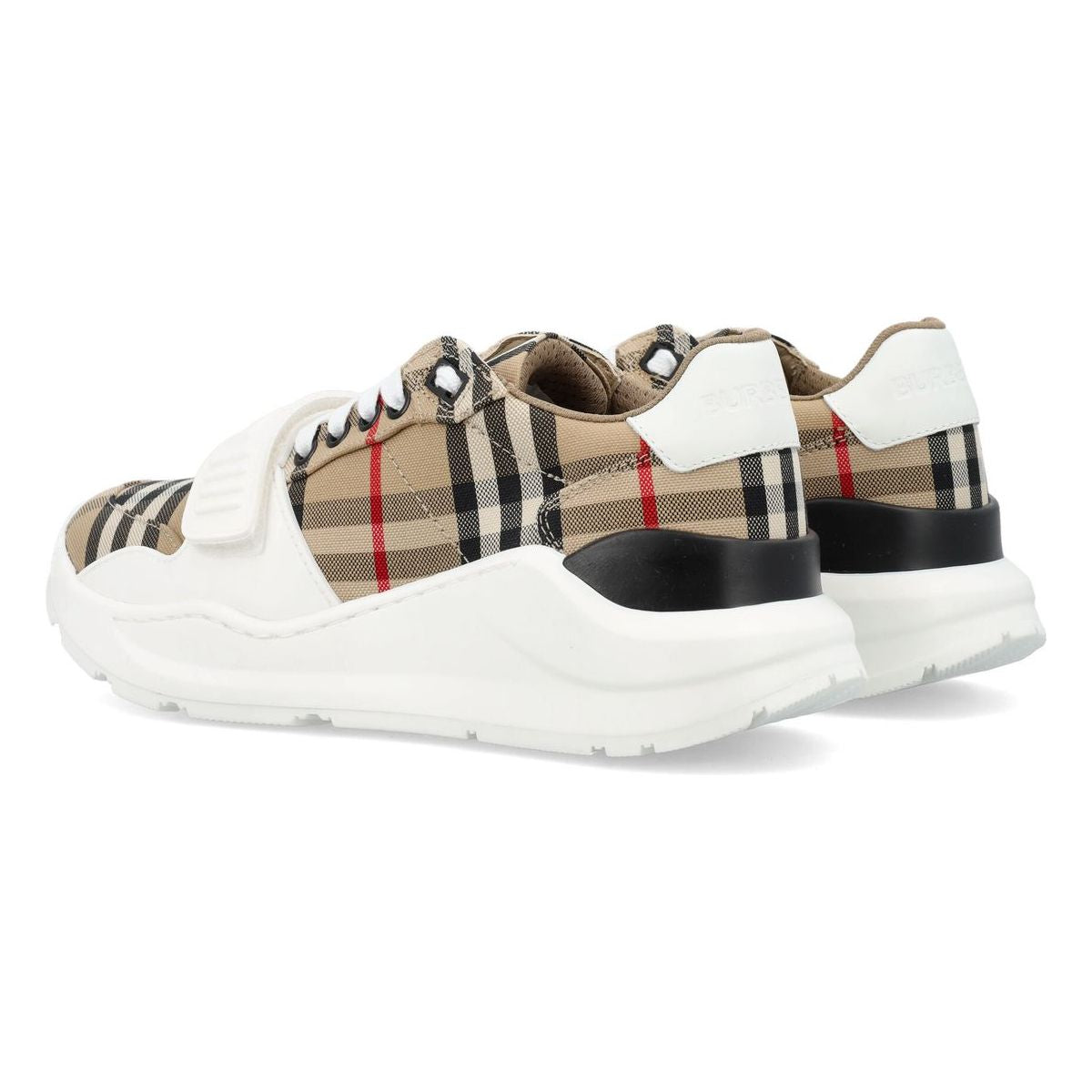 CHECK SNEAKERS
