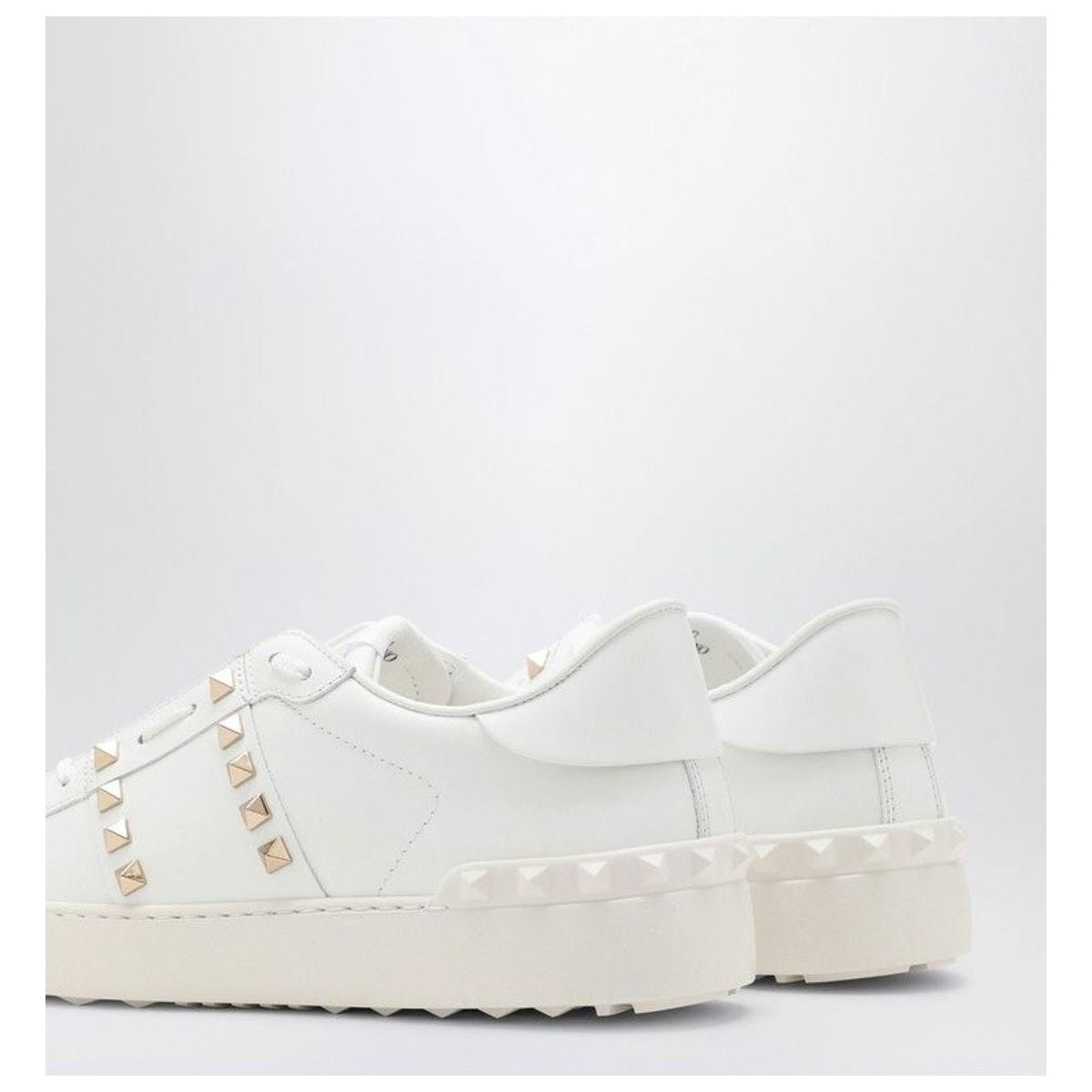 ROCKSTUD UNTITLED WHITE SNEAKER