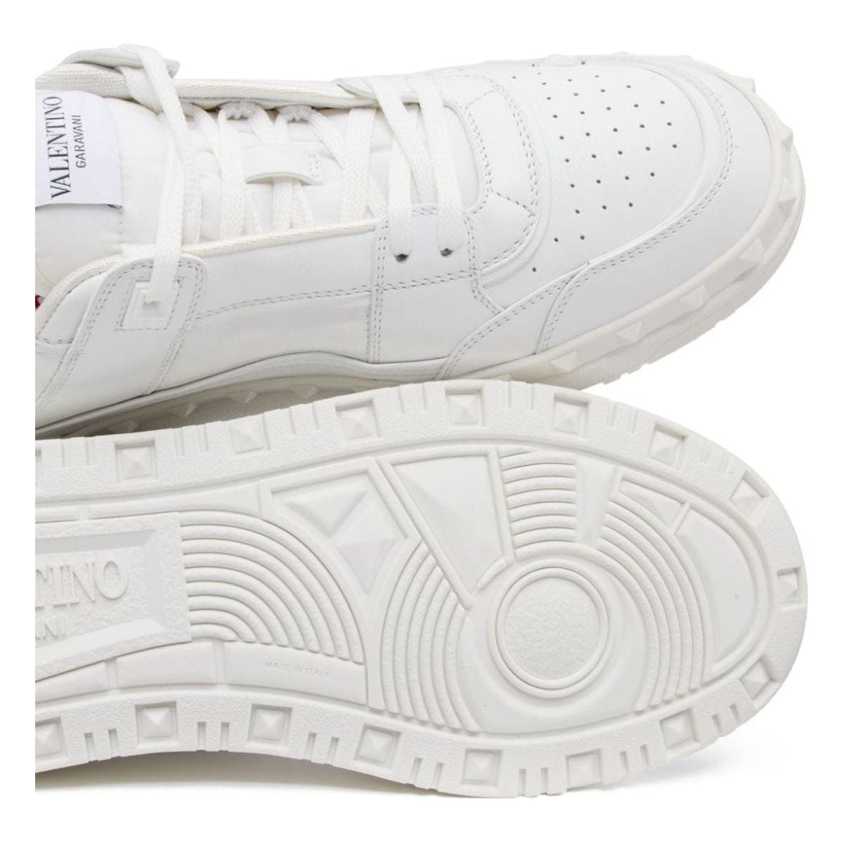 FREEDOTS LEATHER SNEAKERS