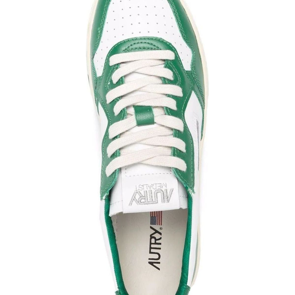 MEDALIST SNEAKERS