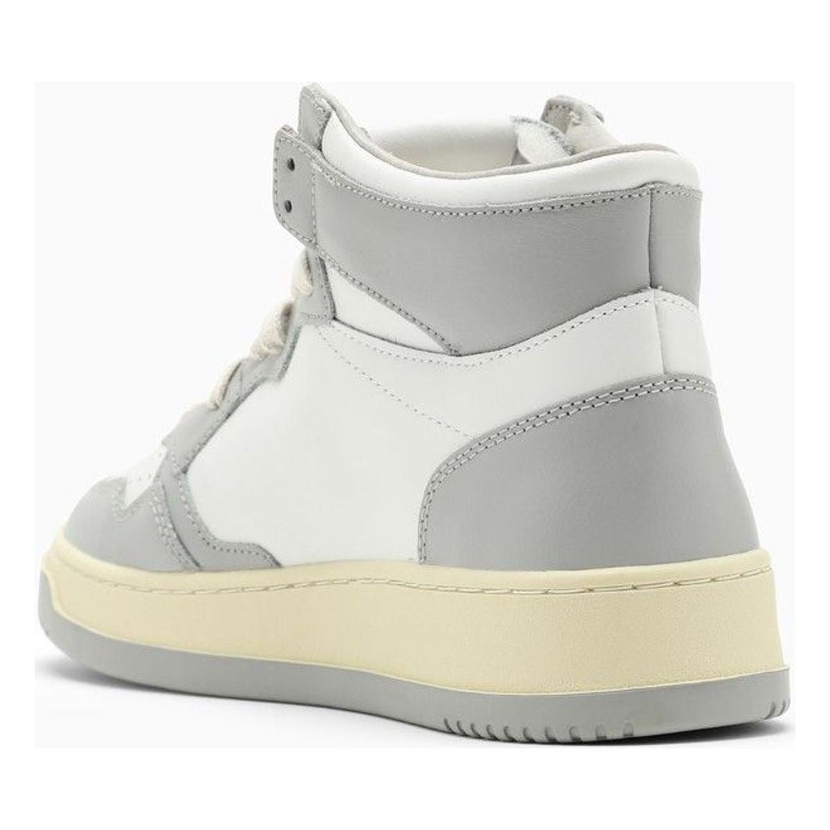 MEDALIST MID SNEAKERS IN WHITE/LIGHT GREY LEATHER