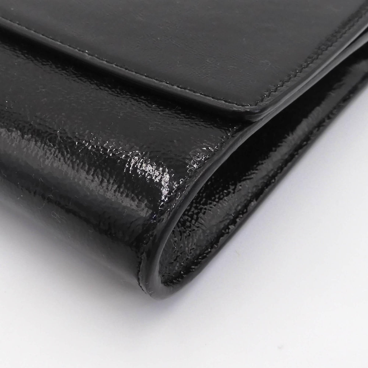 Belle De Jour Clutch Patent Black