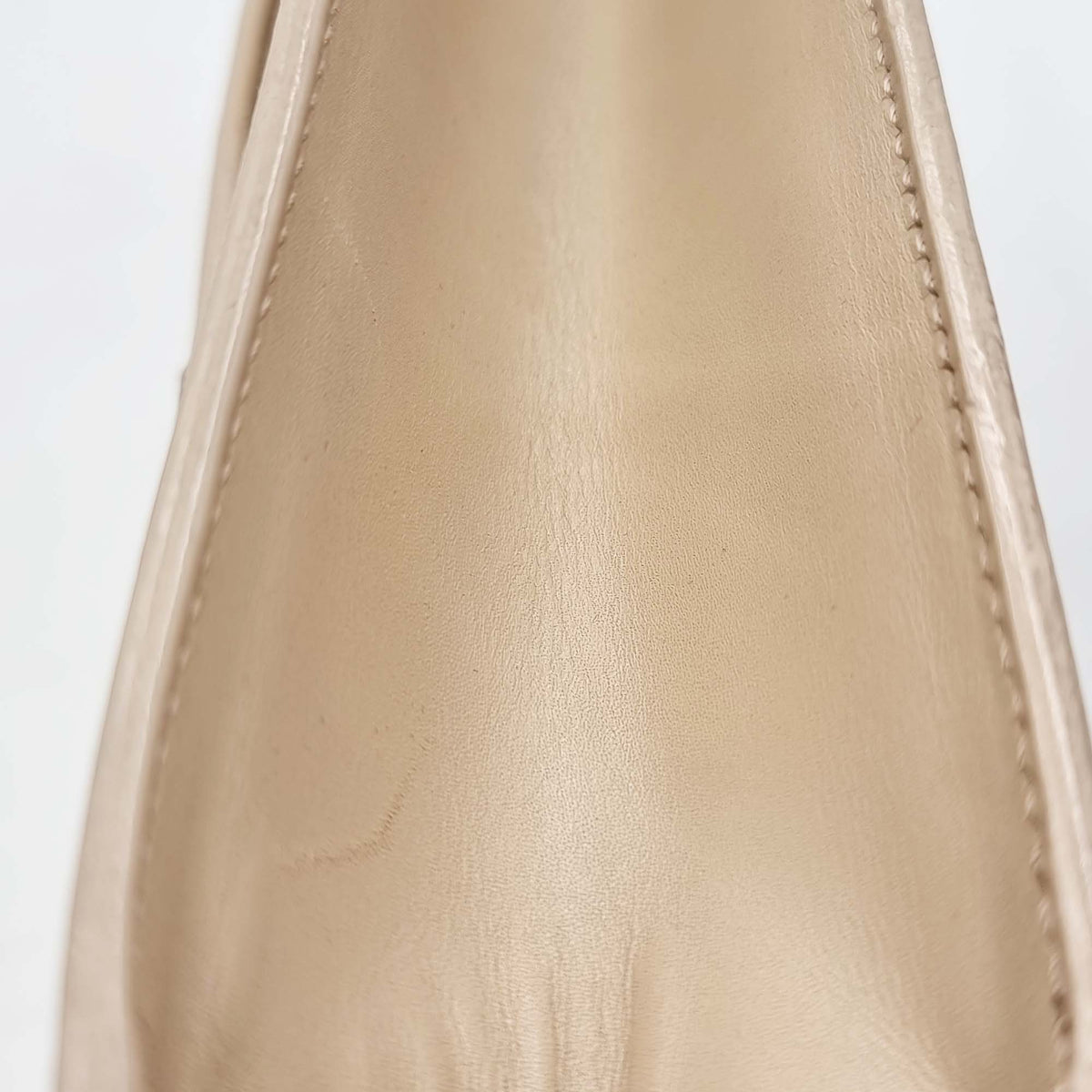 Medium Betty Flap Bag Beige
