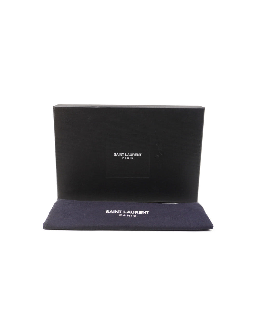 Medium Embossed Monogram Classic Kate Black