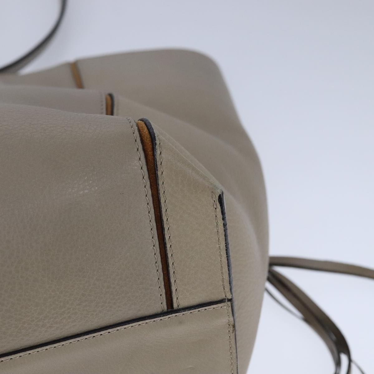 Chloe Milo Tote Bag Leather Beige Gold yk16532